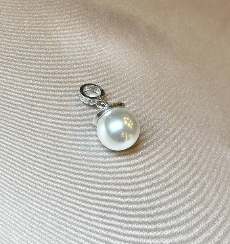 Pandantiv din argint cu zirconiu și perle