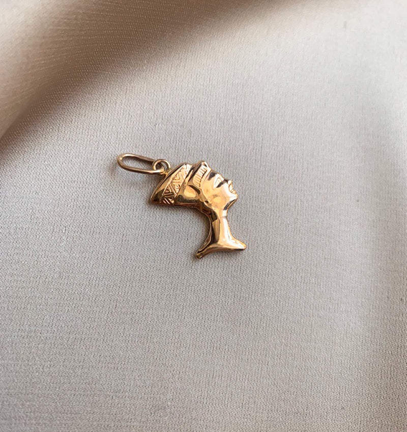 Rose gold pendant