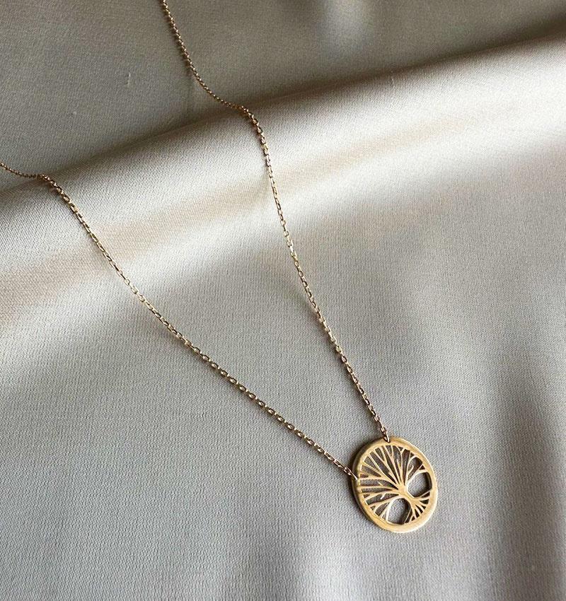 Rose gold necklace