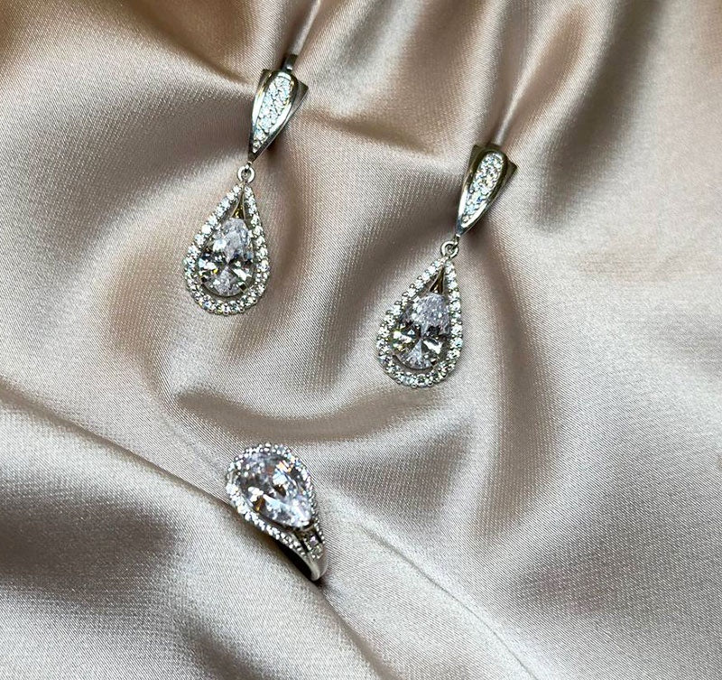 Сет из серебра с цирконом