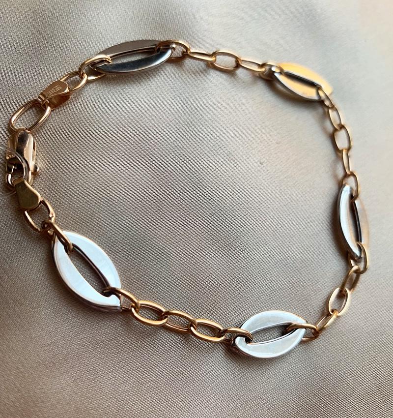 Rose gold bracelet