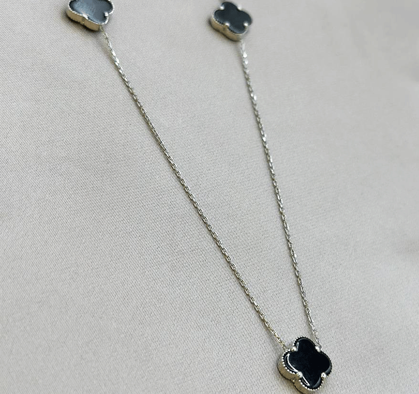 Colier din aur alb cu onix