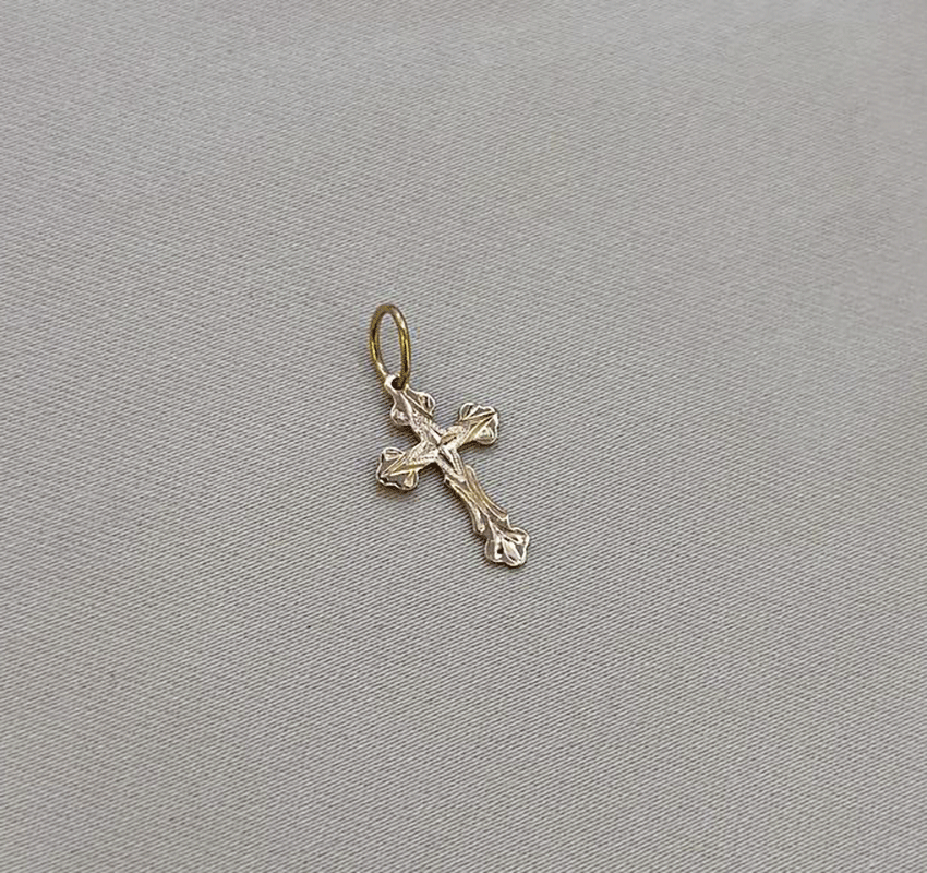 Cruciuliță din aur roz