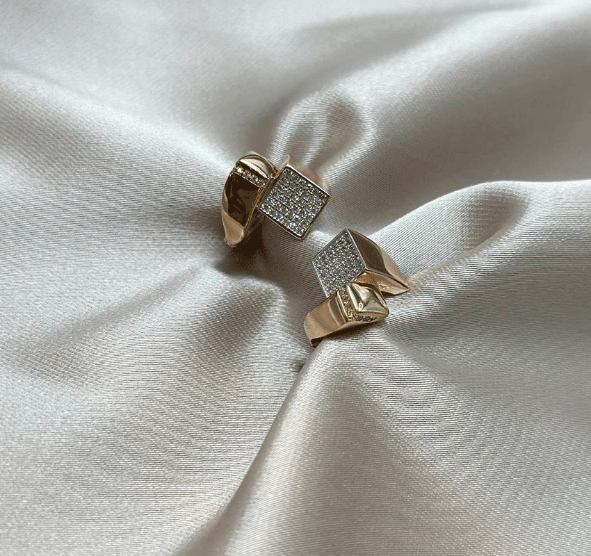 Серьги из розового золота с цирконом