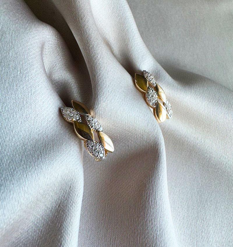 Серьги из розового золота с цирконом