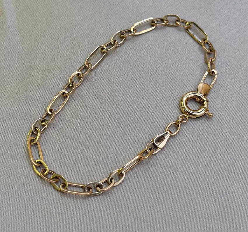 Браслет из розового золота