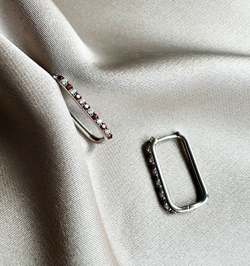 Серьги из белого золота с цирконом