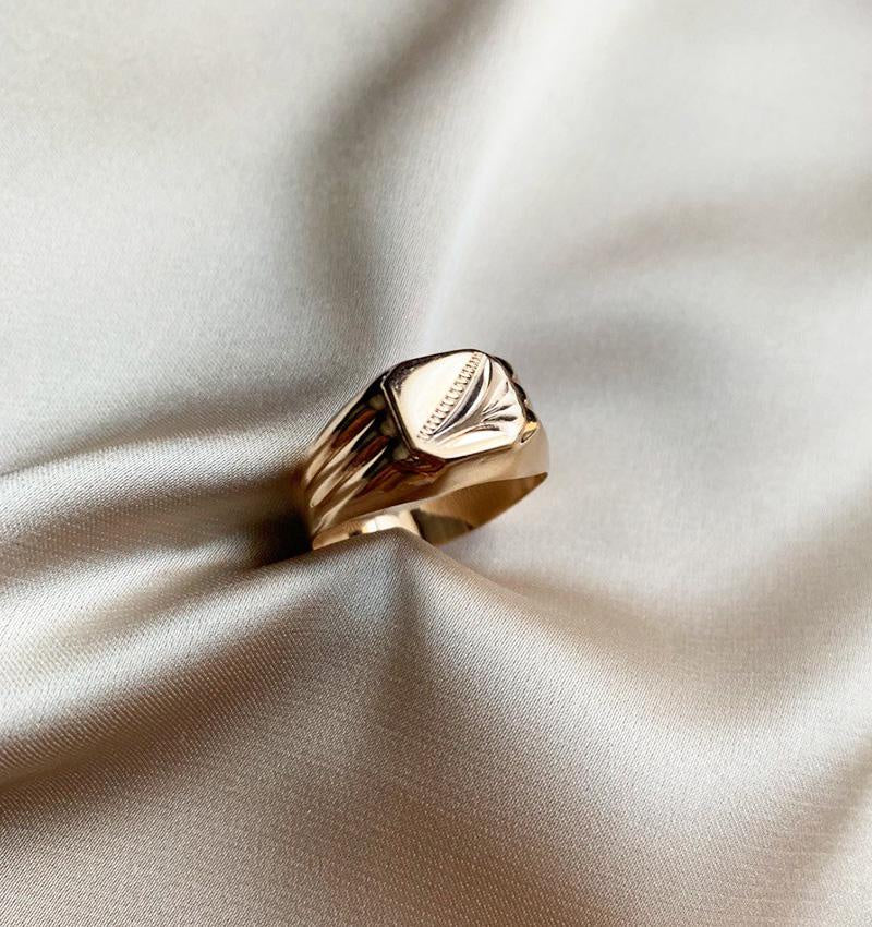 Rose gold ring