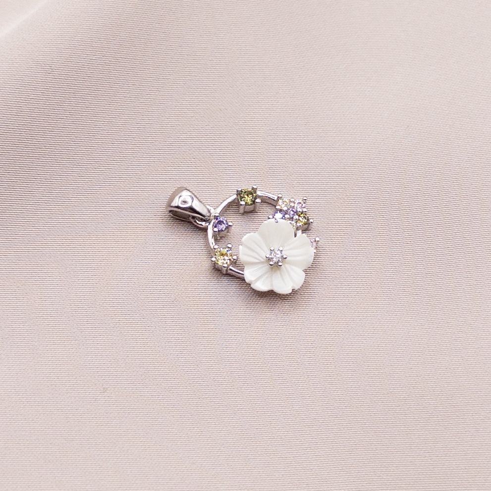 Silver set with cubic zirconia
