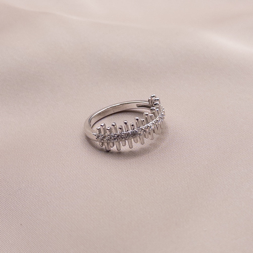 Silver set with cubic zirconia