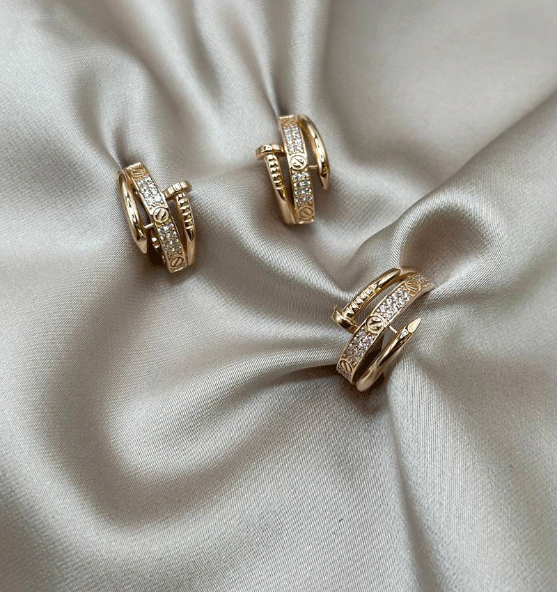 Rose gold set with zircon