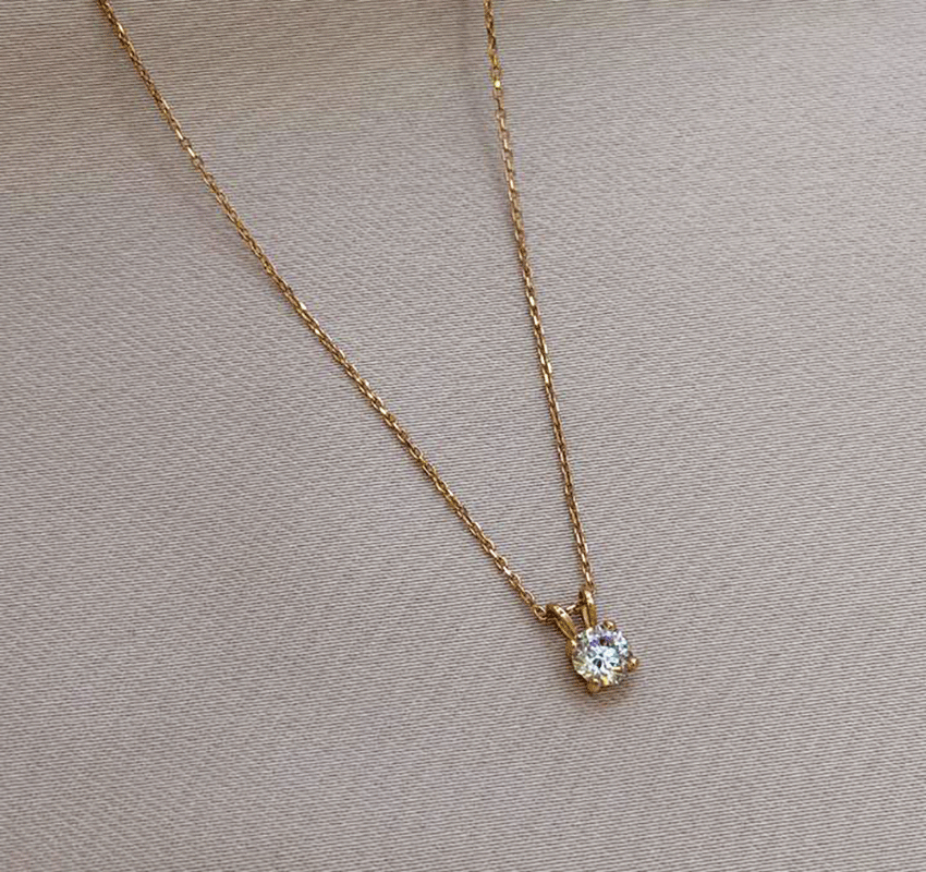 Колье из розового золота