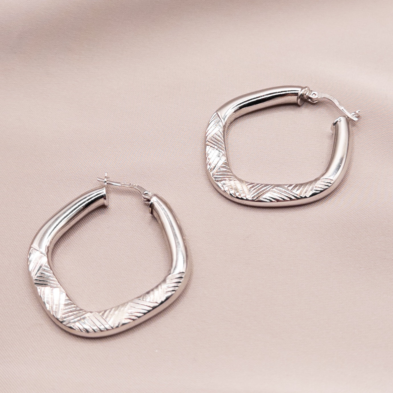 Серьги из серебра