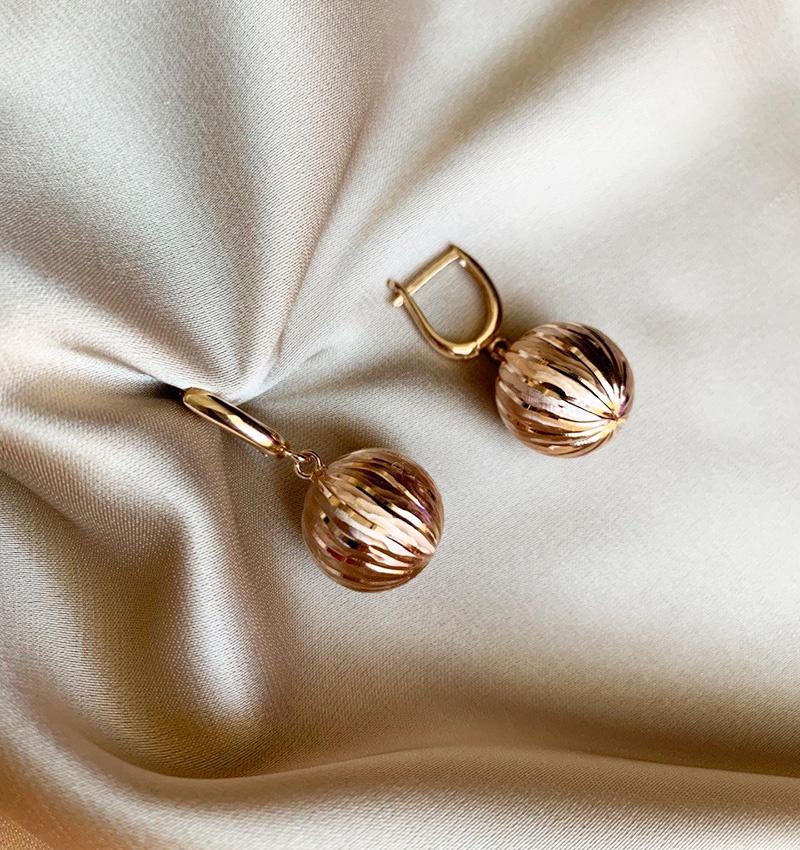 Серьги из розового золота