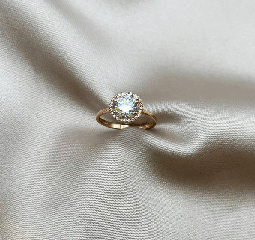 Помолвочное кольцо из розового золота