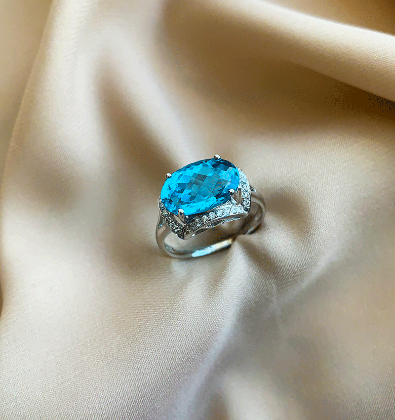 Inel din aur alb cu diamant și topaz de 0.19ct