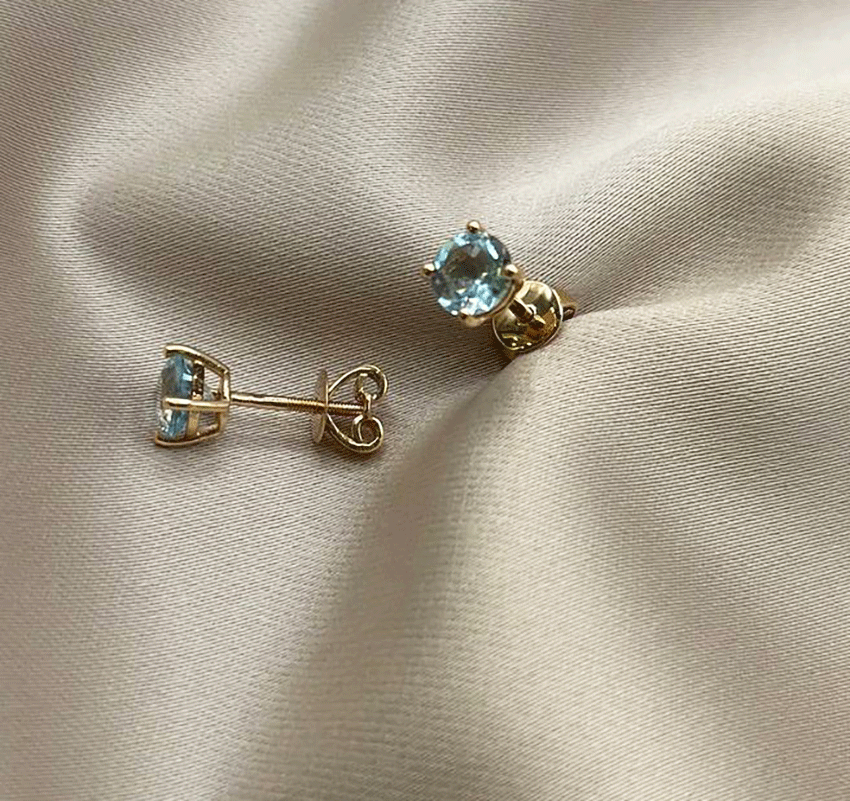 Серьги из золота с цирконом