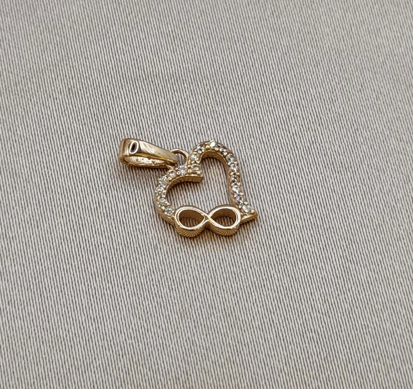 Подвеска из розового золота