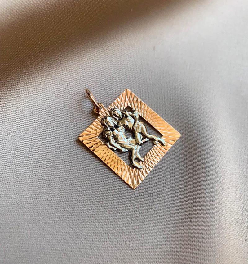 Rose gold pendant
