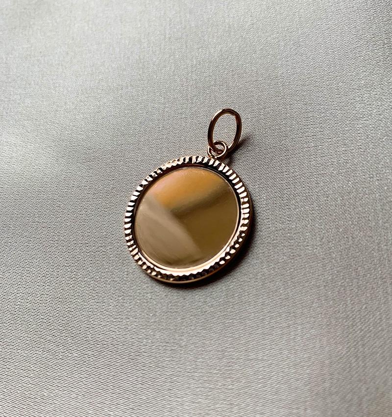 Rose gold pendant