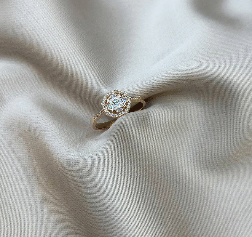 Помолвочное кольцо из розового золота