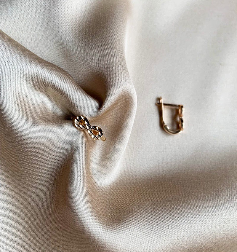 Серьги из розового золота