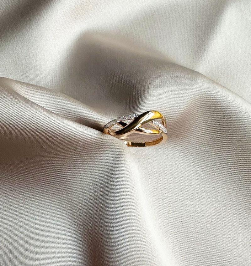 Inel din aur roz cu zircon