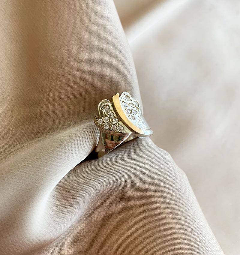 Inel din argint cu inserții de aur și zirconiu