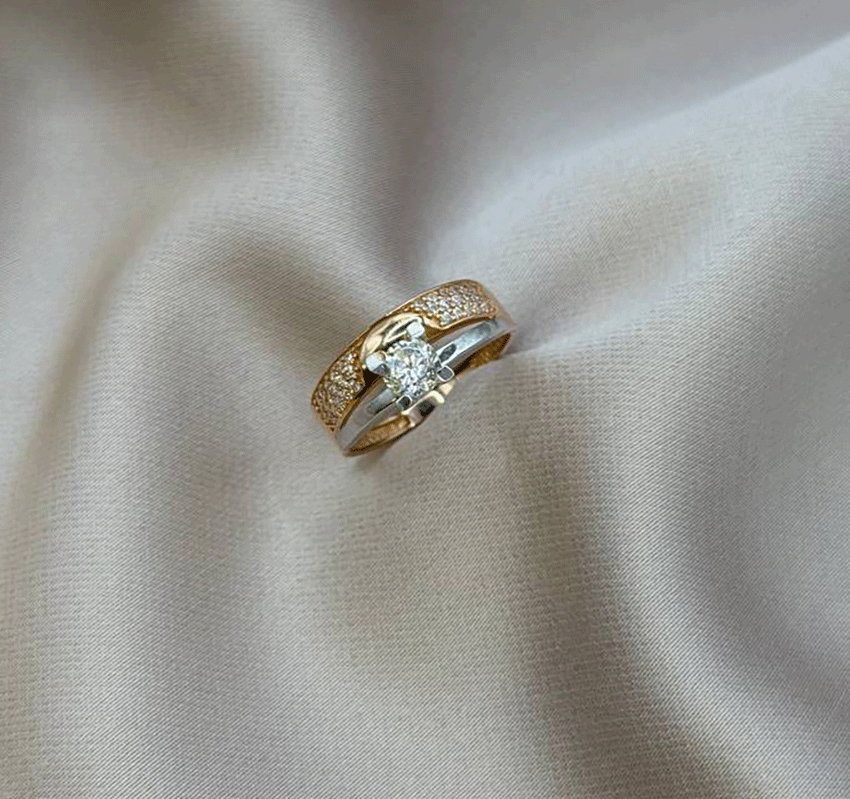 Rose gold engagement ring with cubic zirconia