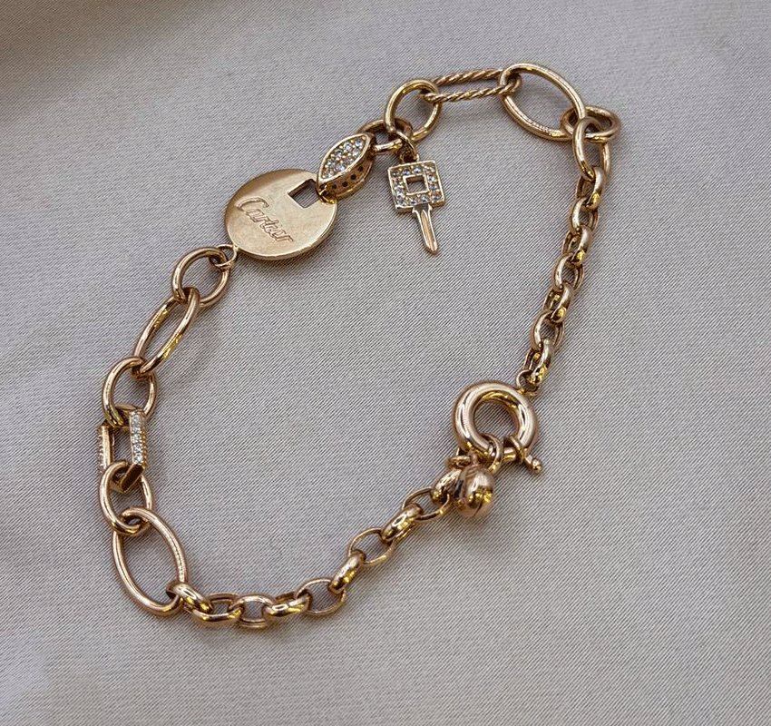 Rose gold bracelet