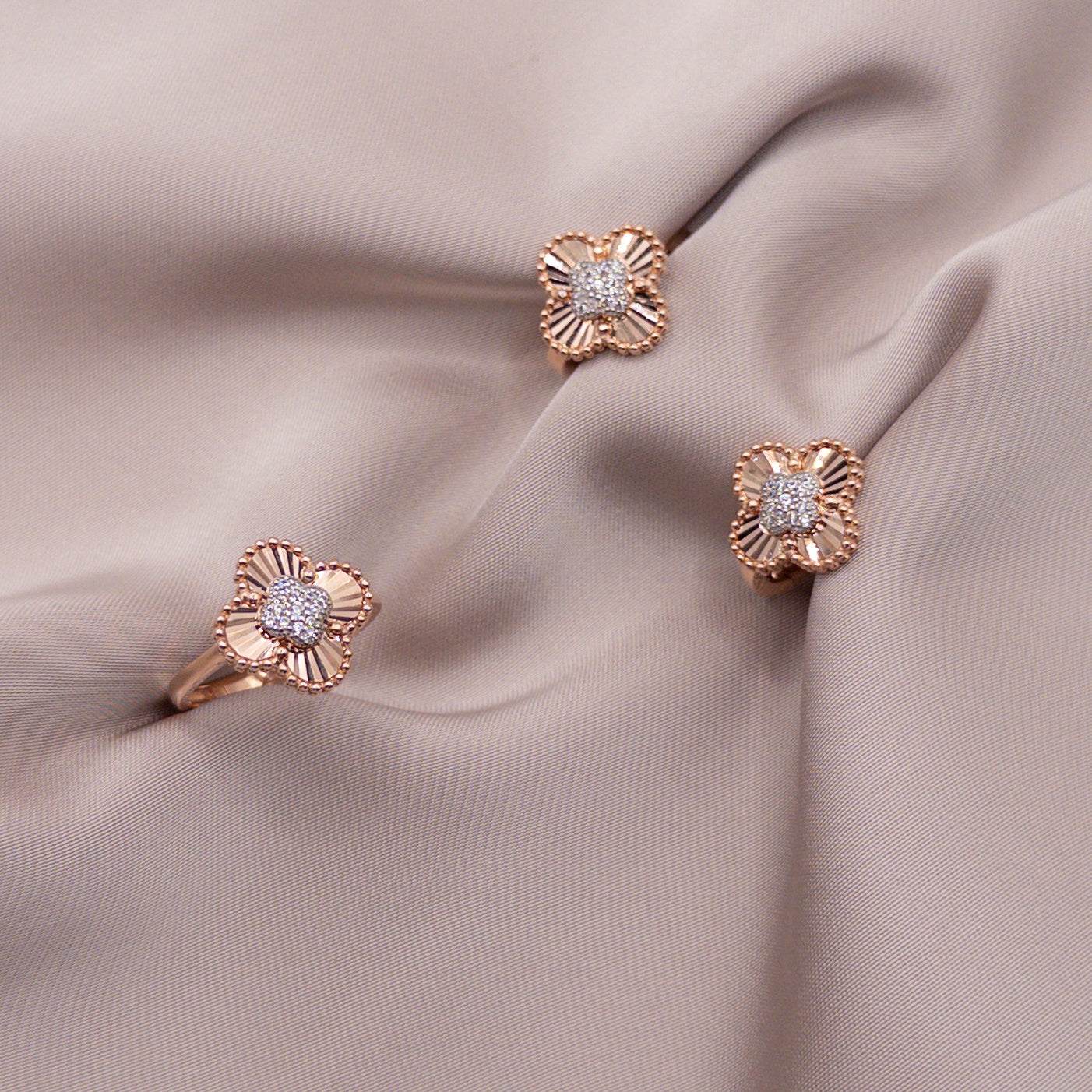 Set din aur roz cu zircon