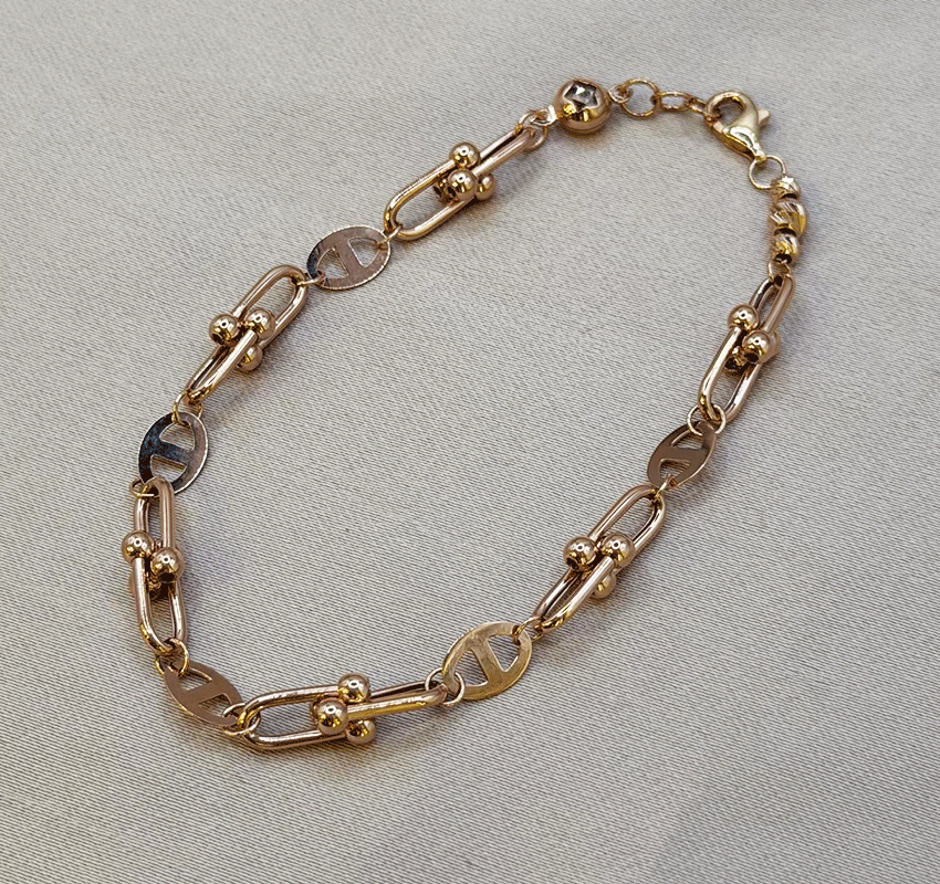 Браслет из розового золота