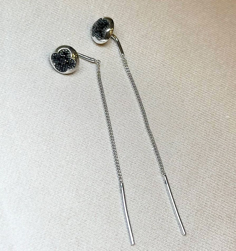 Серьги из серебра с цирконом