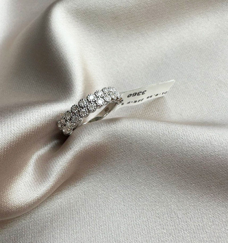 Inel din aur alb cu diamant de 0,55 ct