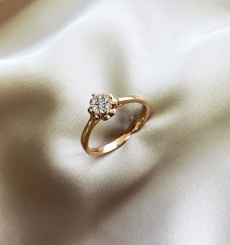 Rose gold ring with a 0.08ct diamond