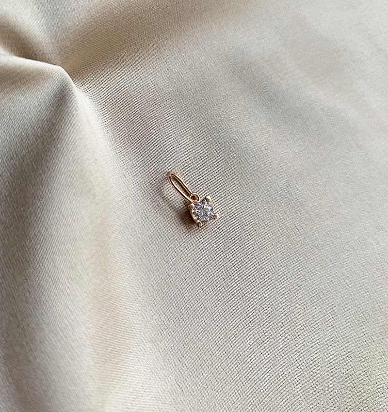 Pandantiv din aur roz cu zirconiu