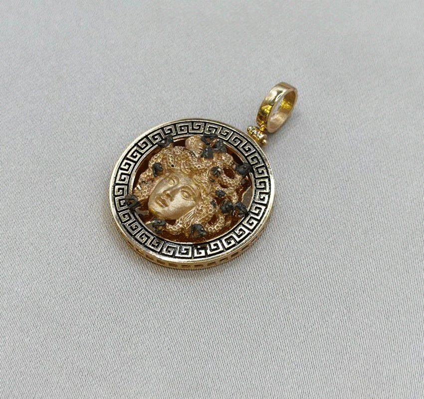 Подвеска из розового золота