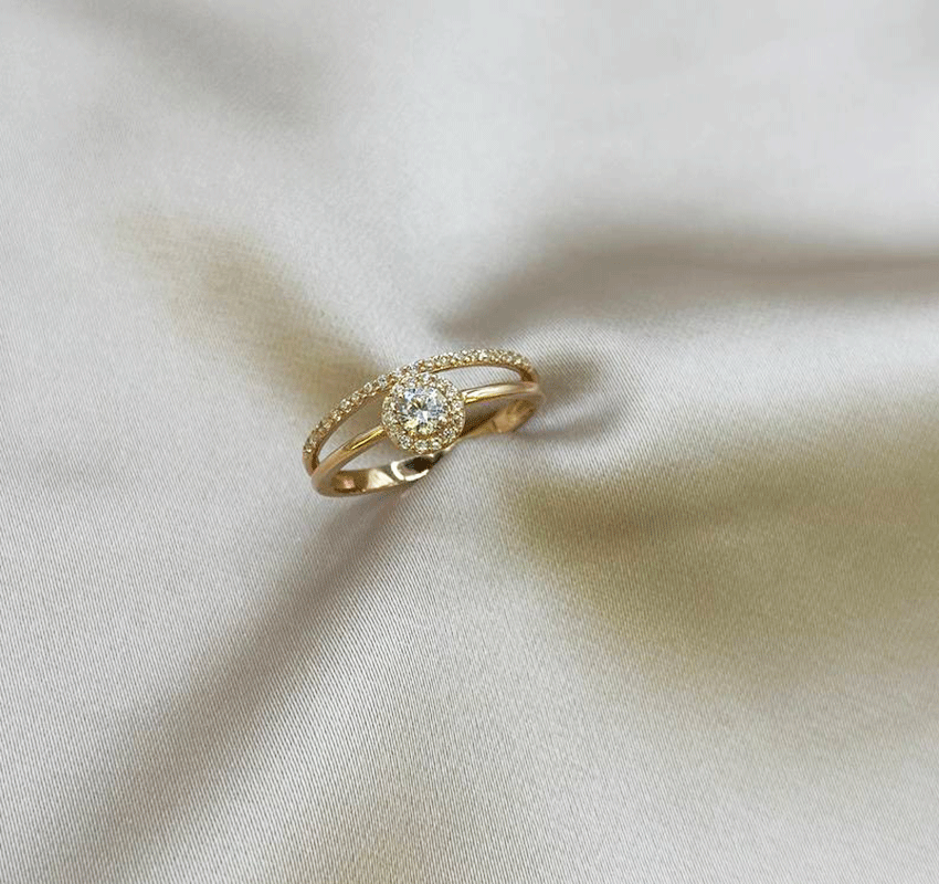 Помолвочное кольцо из розового золота