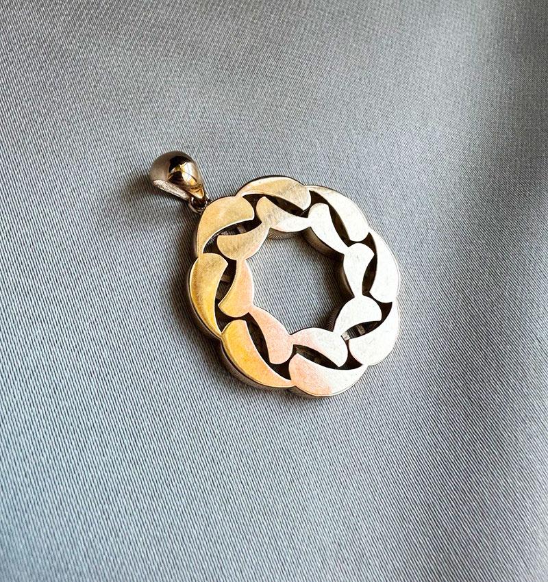 Подвеска из розового золота