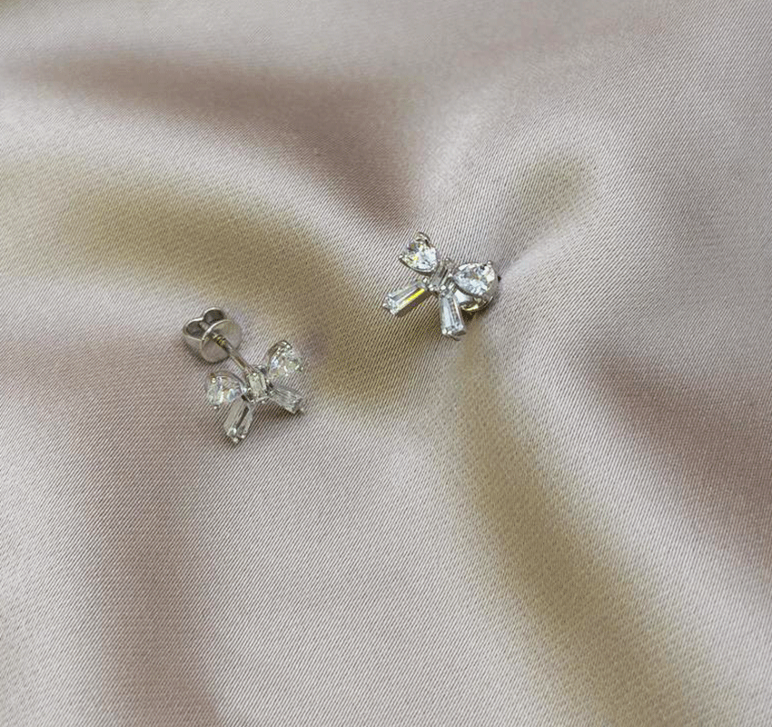 Серьги из белого золота