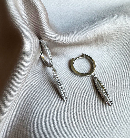 White gold earrings with a 0.43ct diamond