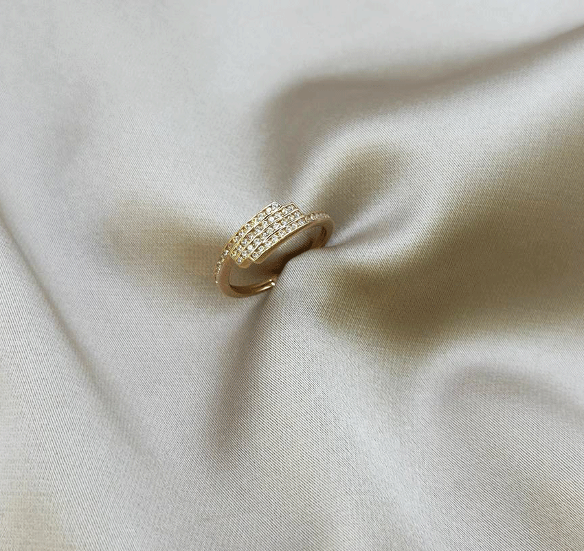 Inel din aur roz cu zirconiu