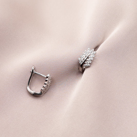 Серьги из серебра с цирконом