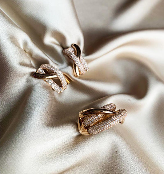 Rose gold set with zircon