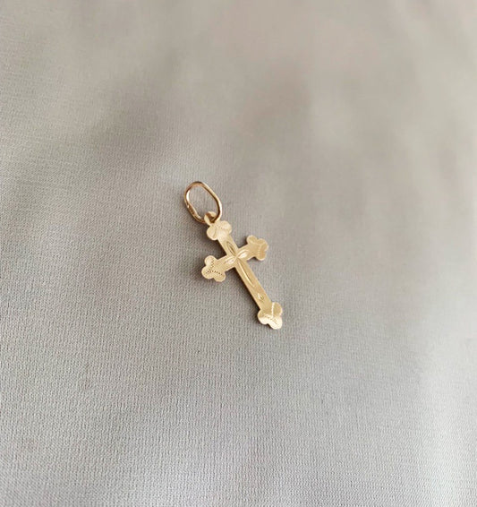 Крестик из розового золота