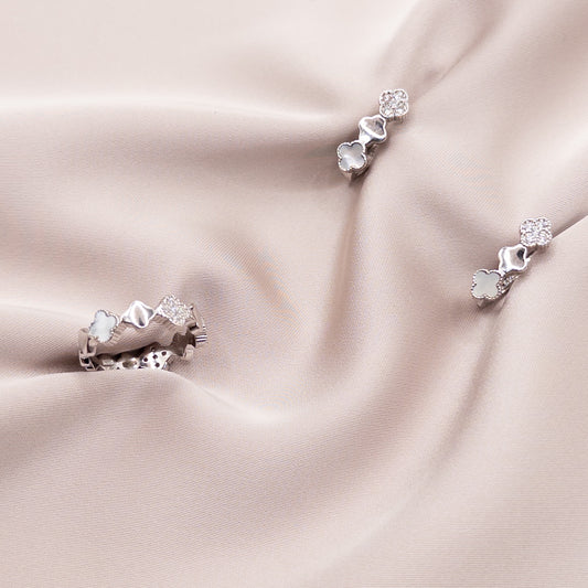 Mother-of-pearl silver set