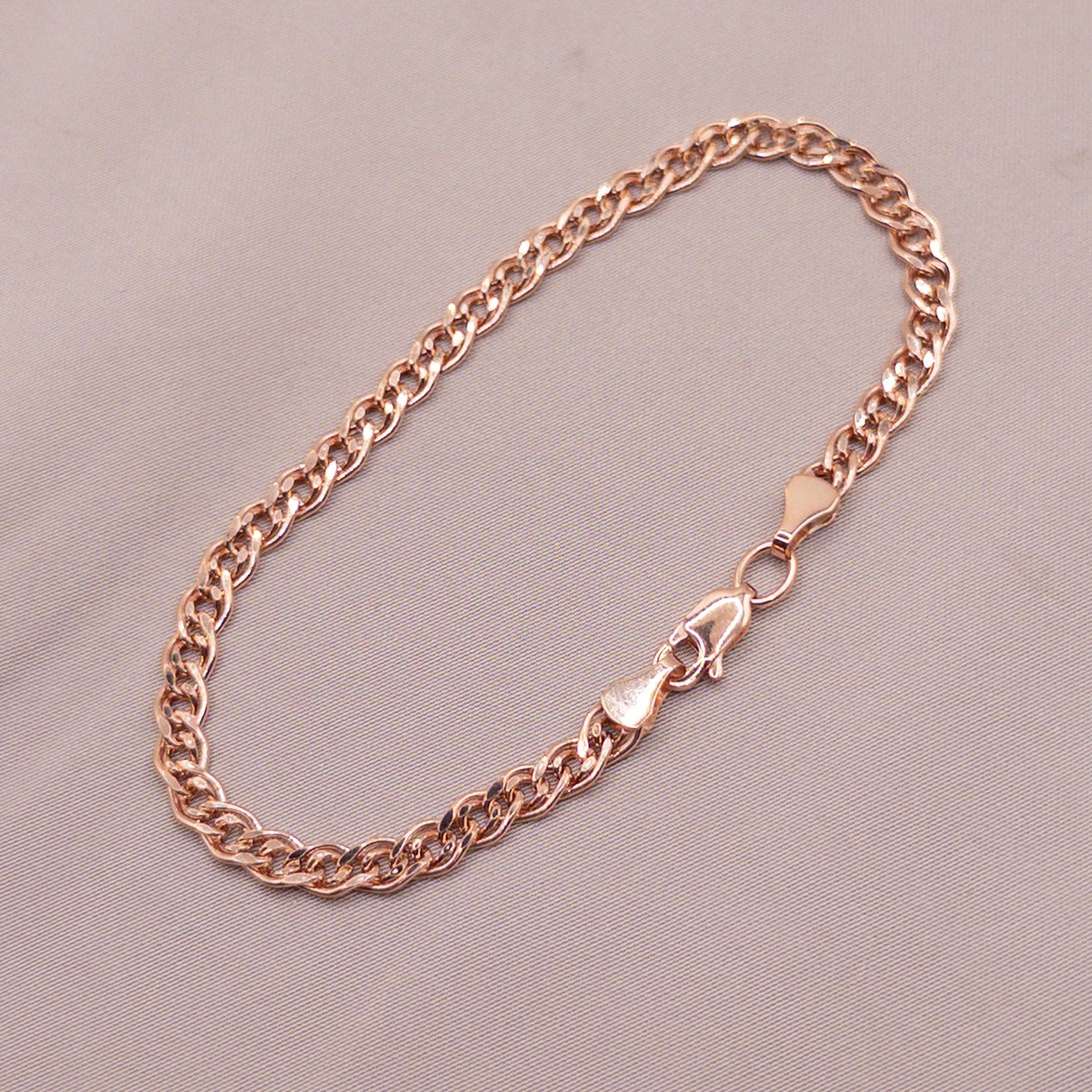 Rose gold bracelet