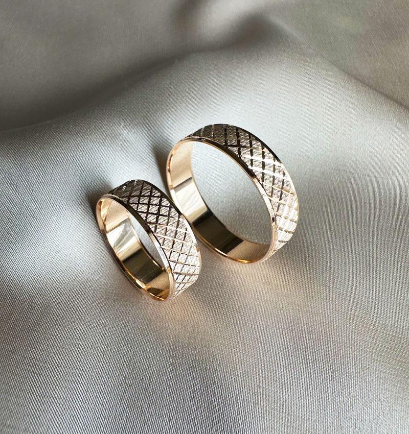 Rose gold wedding rings