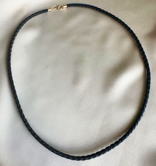 Colier din aur roz cu cauciuc și piele