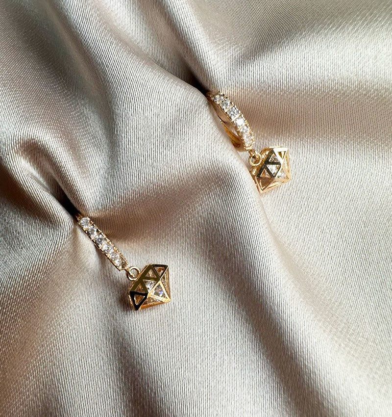 Cercei din aur roz cu zirconiu